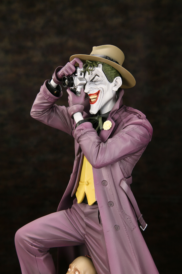 Lights! Camera! Insanity! It's The Joker! CollectionDX
