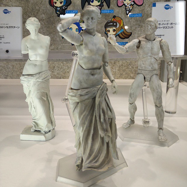 Max Factory and Good Smile Company at Winter Wonder Festival 2015