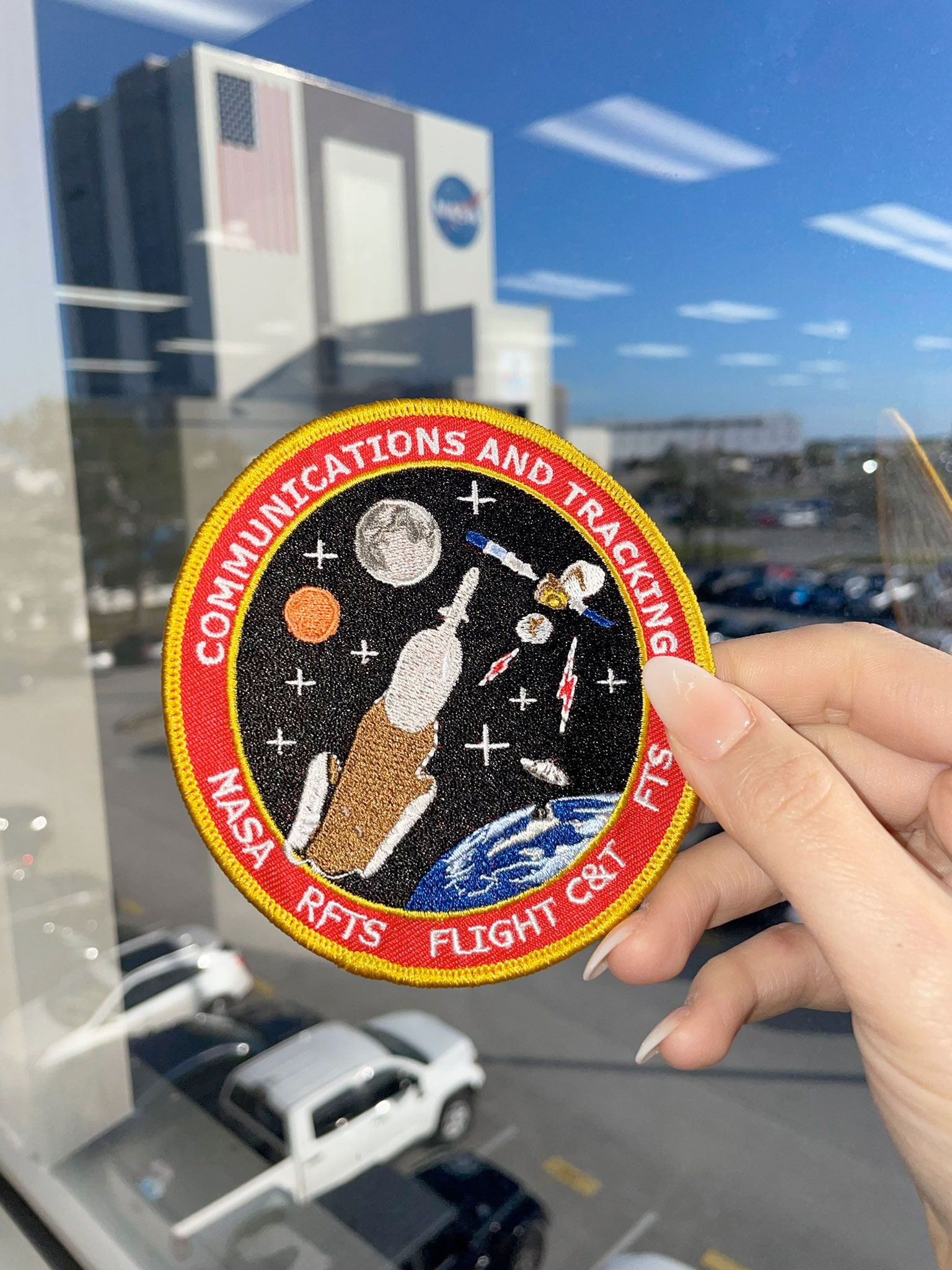 Artemis Communications and Tracking patch collectSPACE Messages