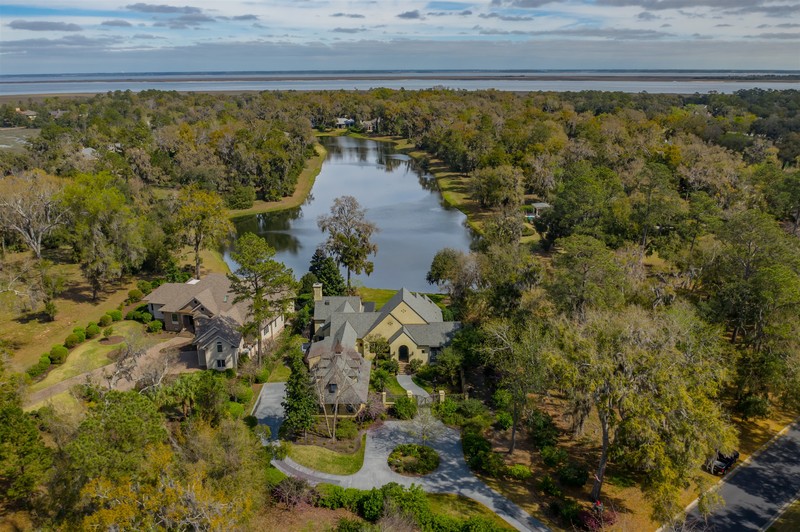 Colleton River Club Real Estate Property 37 Inverness Drive