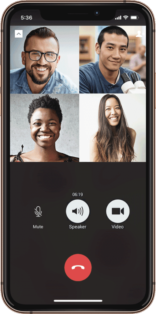 8 Free Tools to Keep In Touch With Friends & Family Group