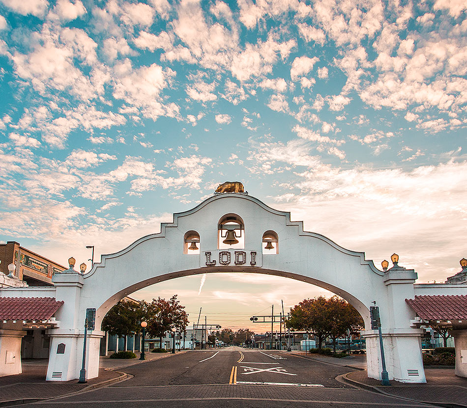 Lodi Chamber of Commerce Colour Outside