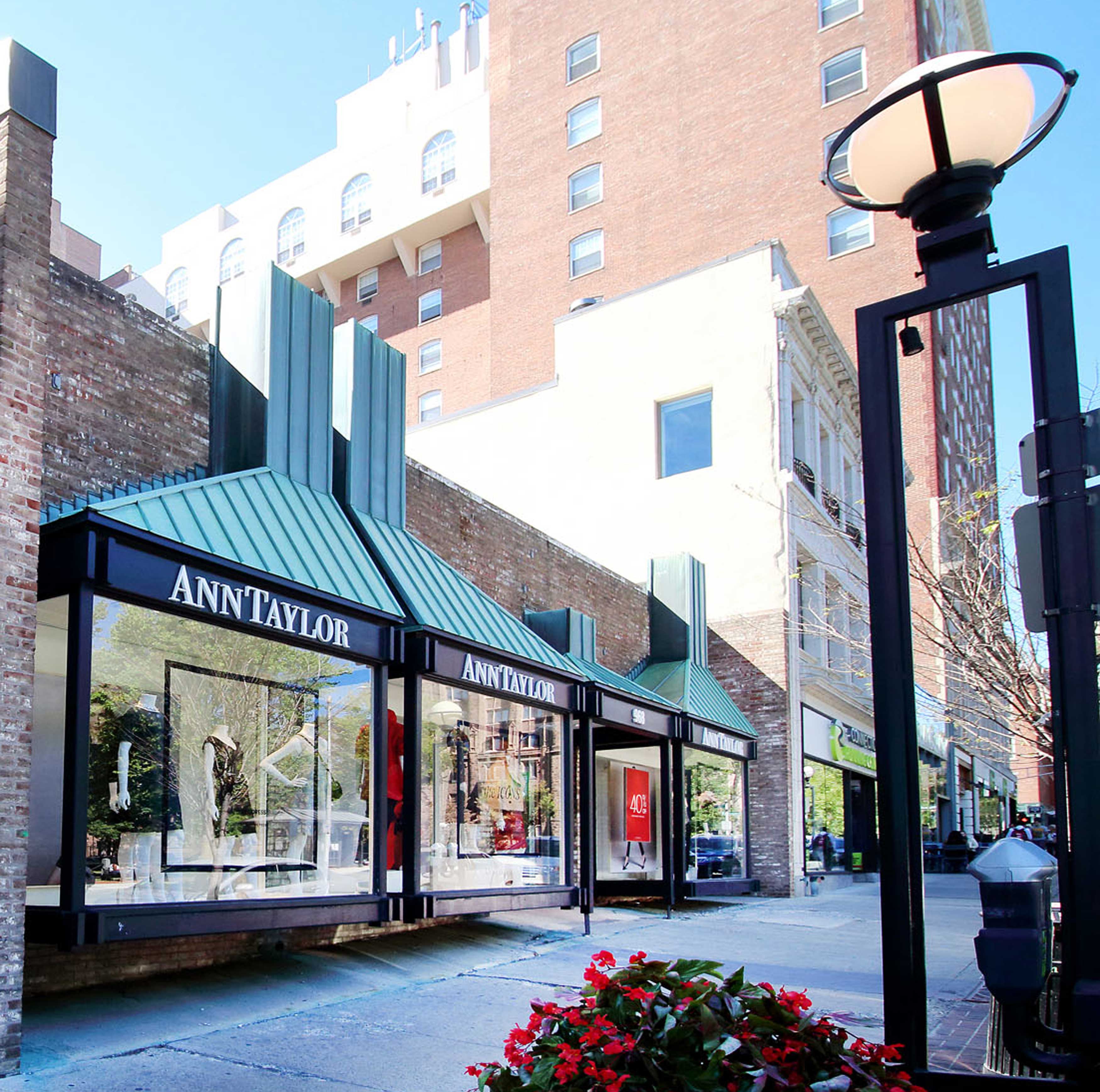 Commercial Real Estate CT Orange, Woodbridge, Milford Colonial