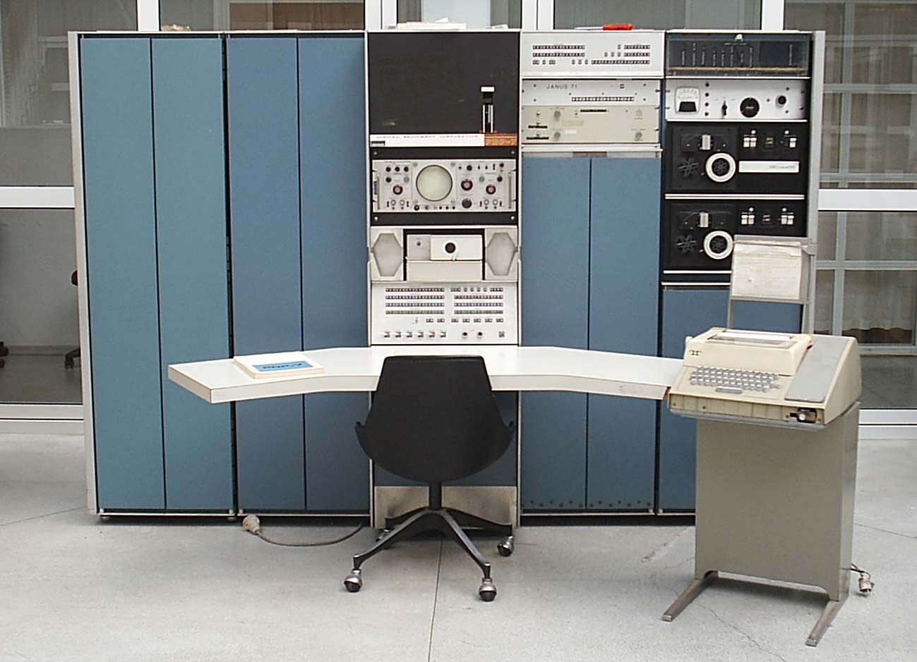 The Digital Equipment Corporation PDP7