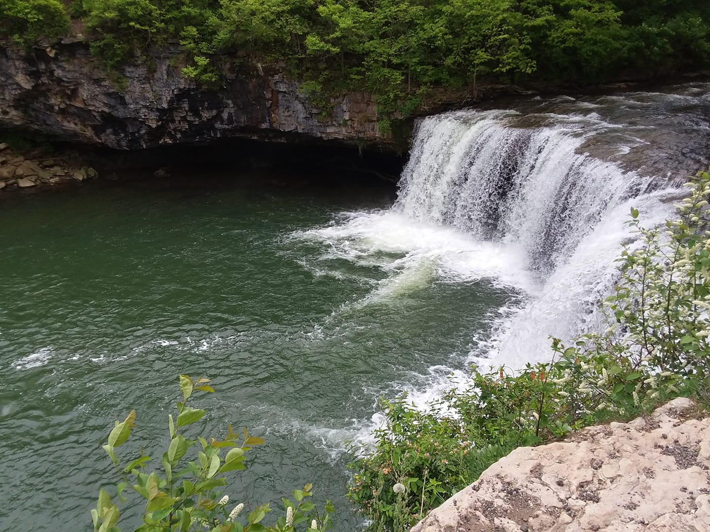15 Waterfalls That Make The Perfect Day Trip From Columbus