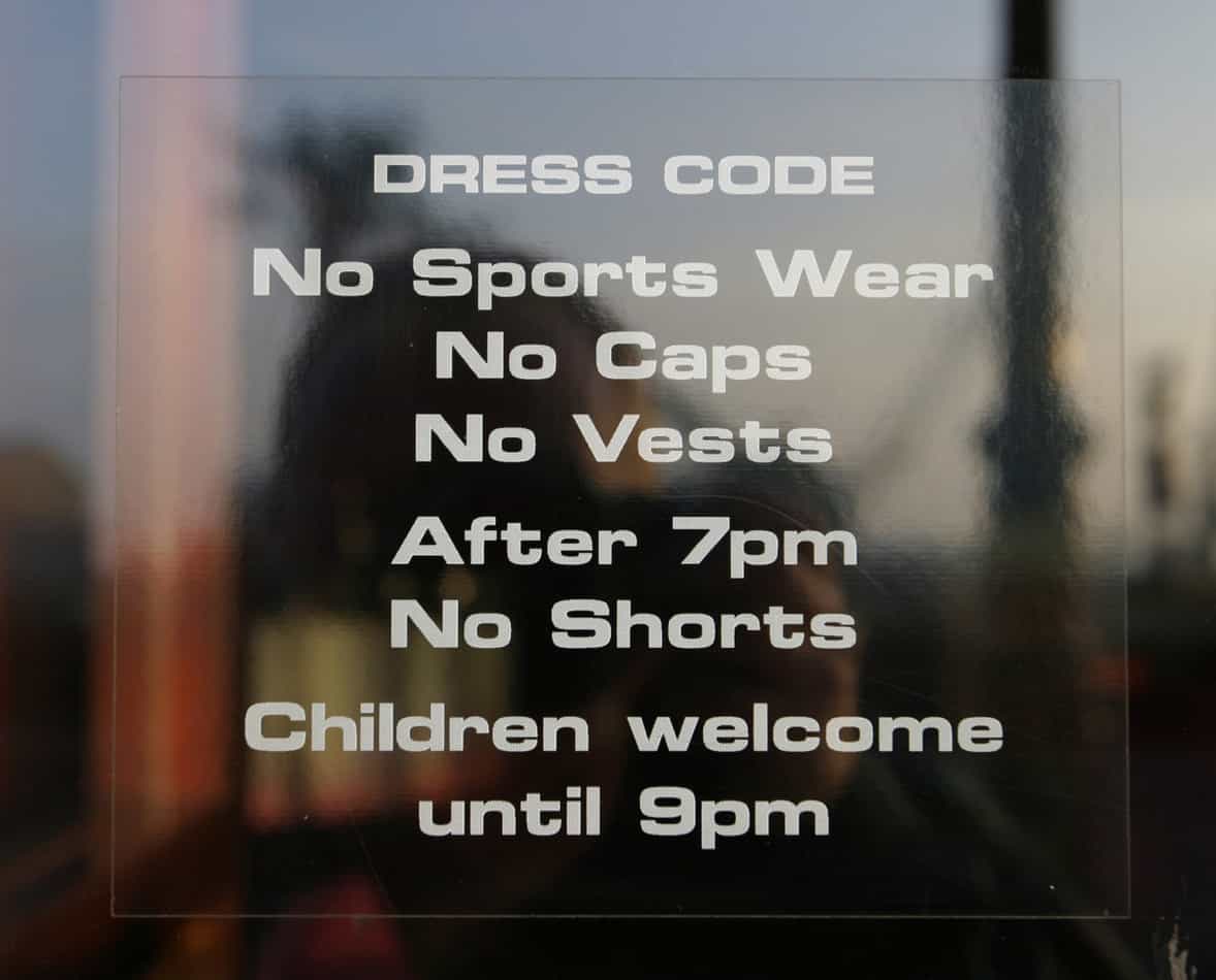 Stand Up Comedy Dress Code (What To Wear) Comedypreneur