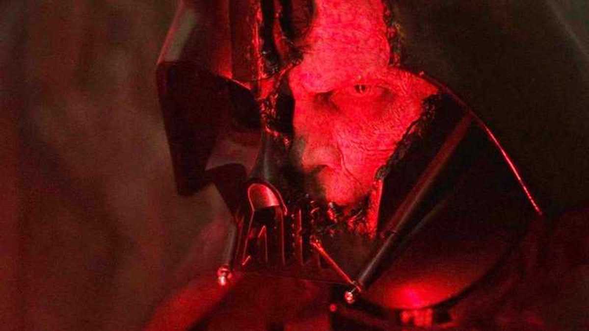 What Happened to Anakin Skywalker & Why Did He Turn into Darth Vader?