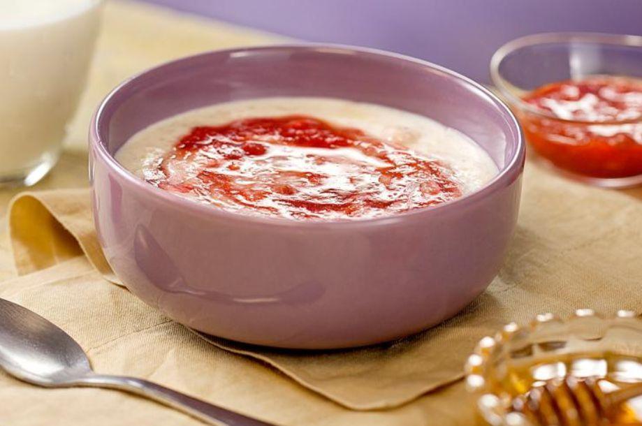 Receita de Mingau de aveia com leite ninho e morango Comida e Receitas