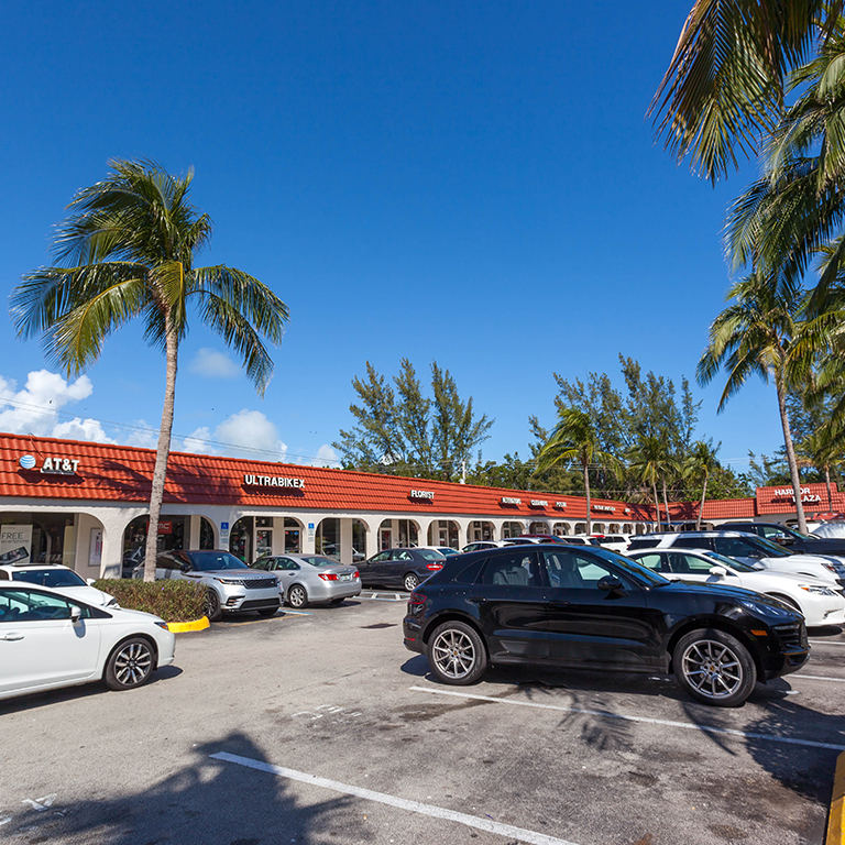 Harbor Plaza Commodore Realty