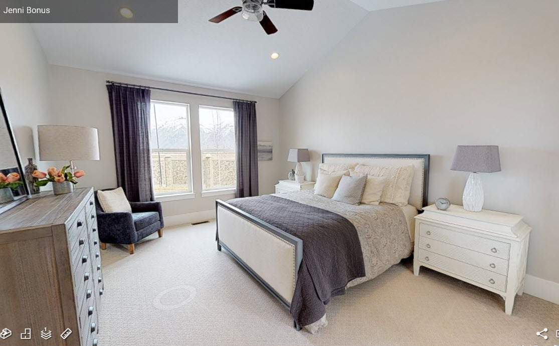 Photo & Video Gallery