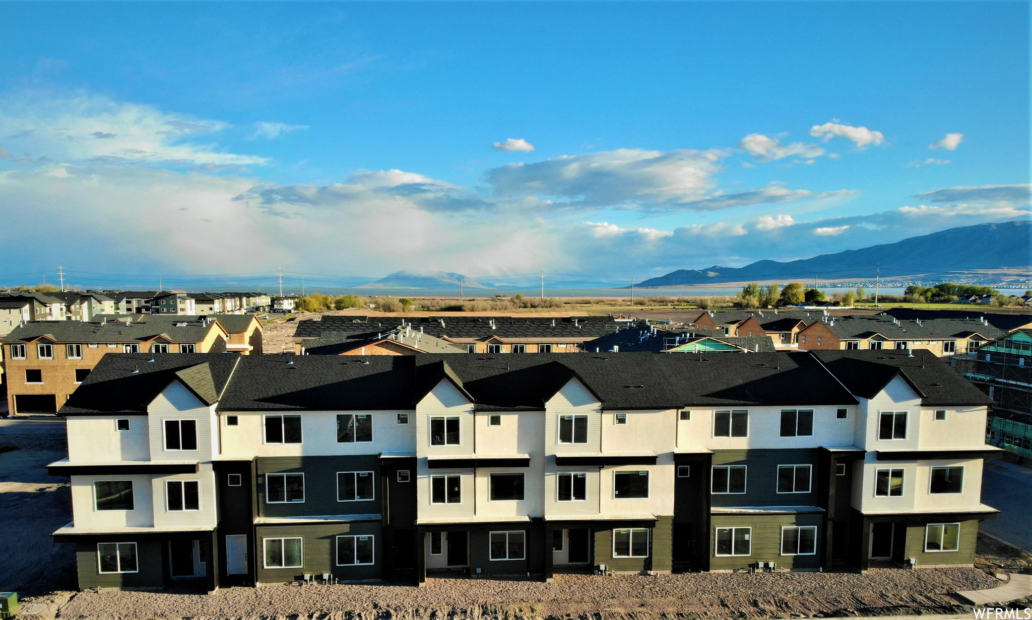 Model Homes In Edgewater At American Fork