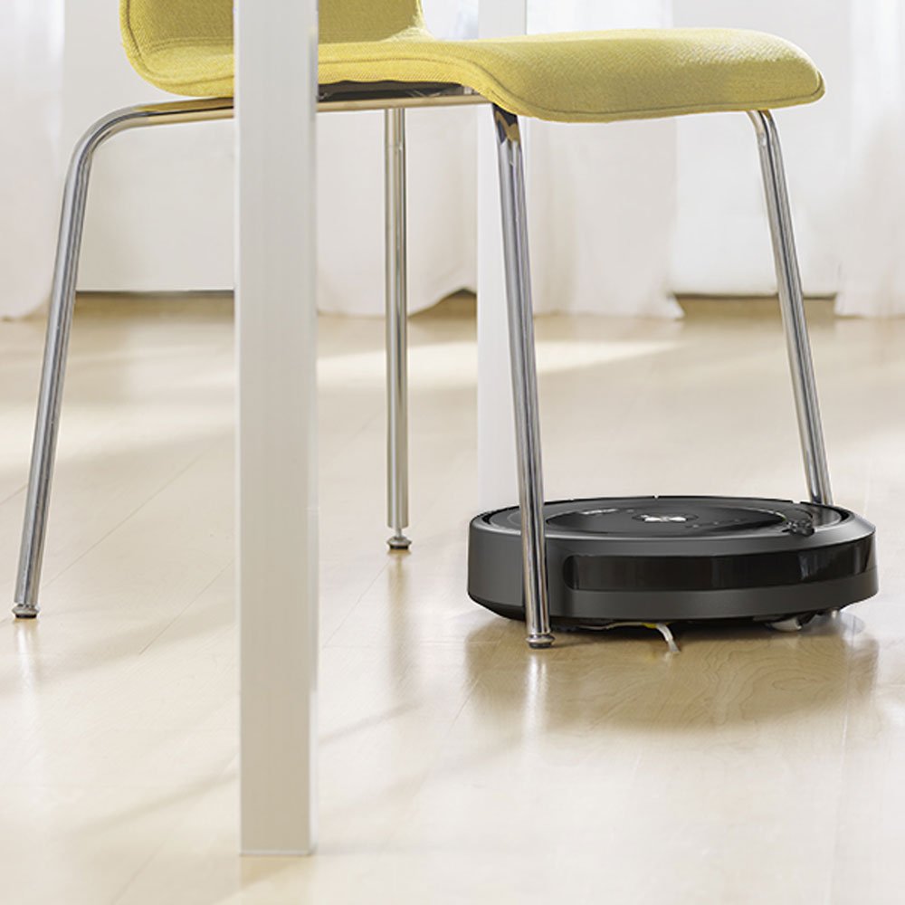 Roomba 671 vs 675 (2021) Which Basic Robot Vacuum Is Better? Compare