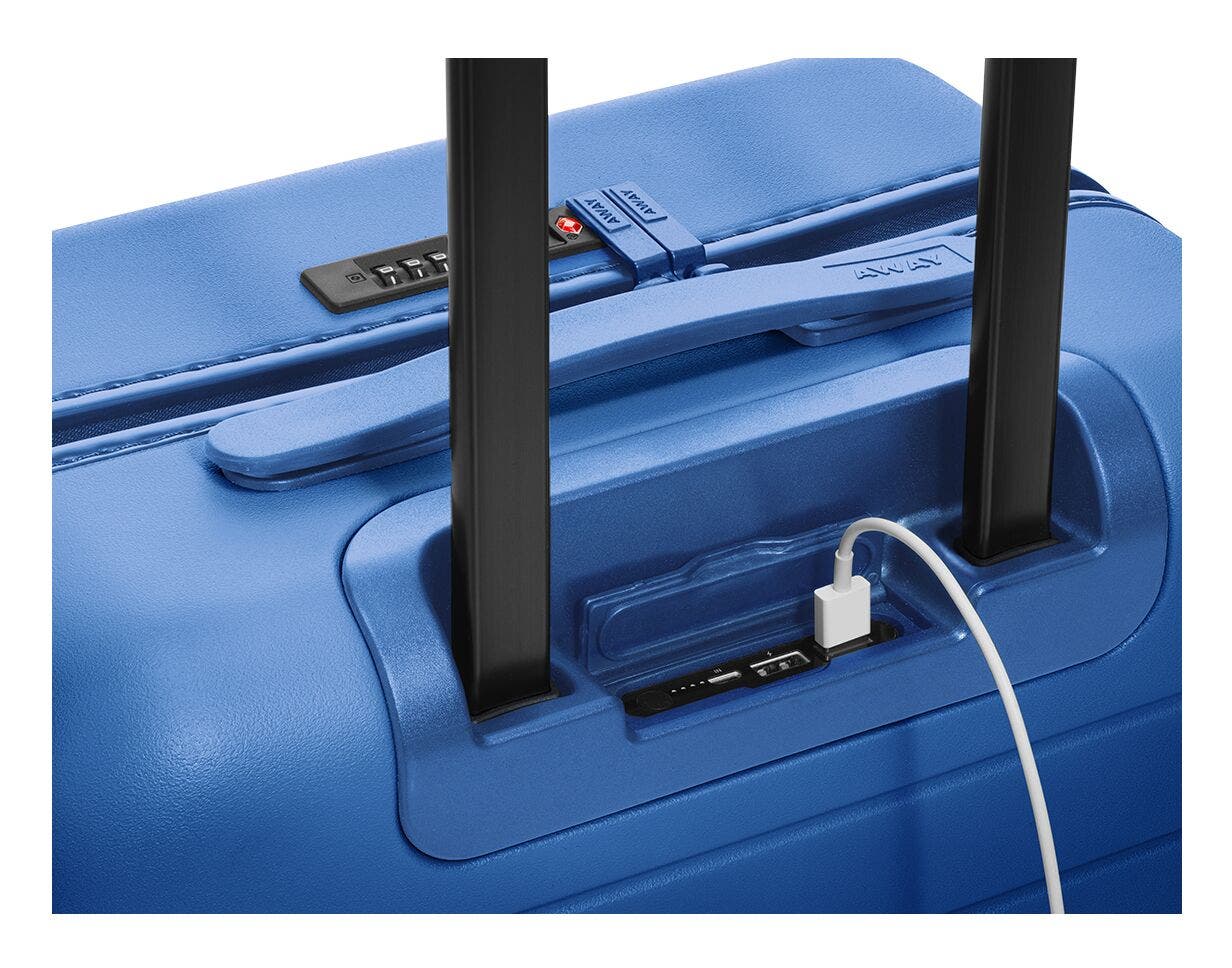 TUMI vs Away CarryOn (2022) Which Hard Shell CarryOn Is Better