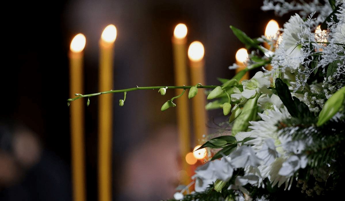 10 Ways to Personalize a Funeral