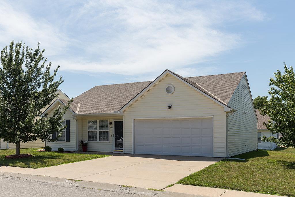390 North Cottonwood Street, Gardner, KS 66030 Compass