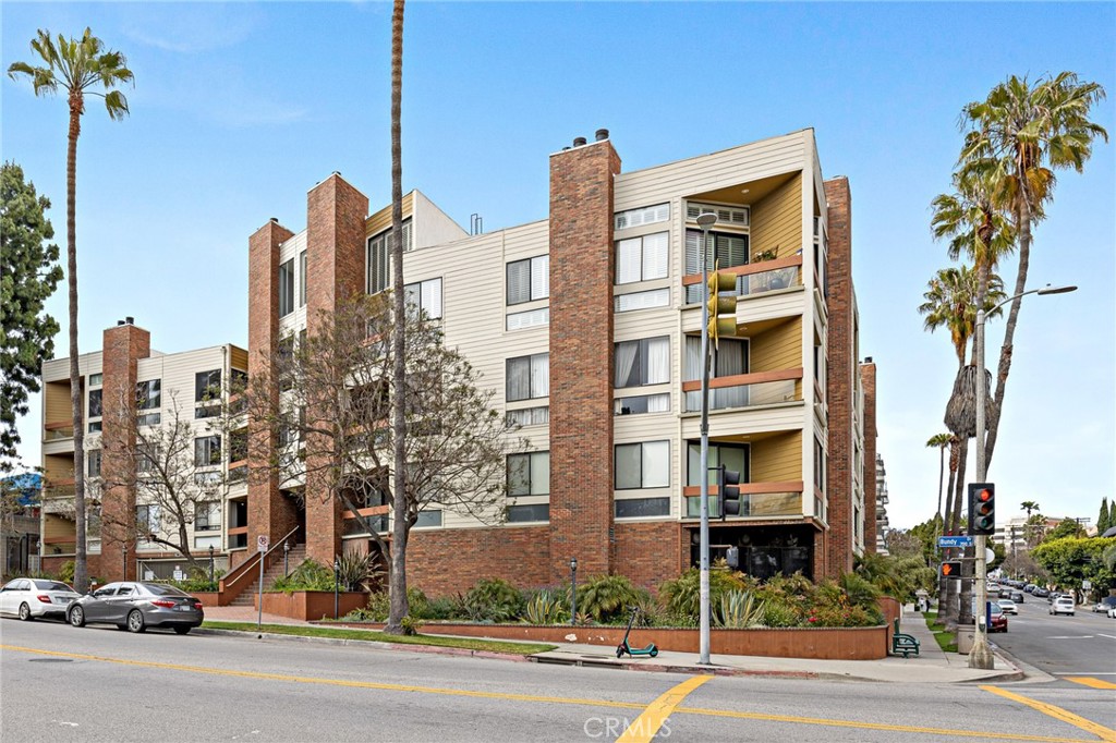 836 S Bundy Dr Apt 402, Los Angeles, CA 90049 realtor.com®