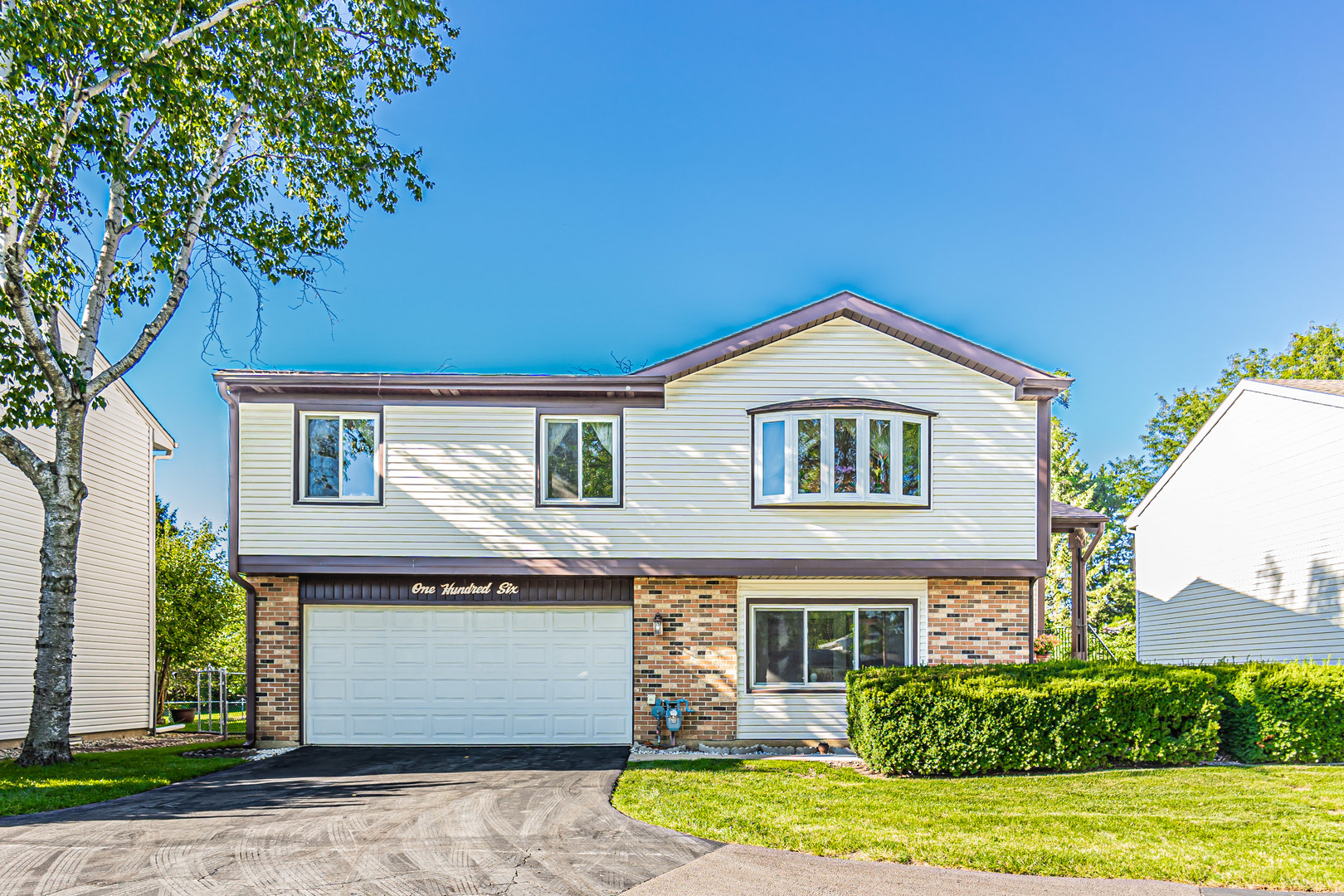 106 Butterfield Court, Palatine, IL 60067 Compass