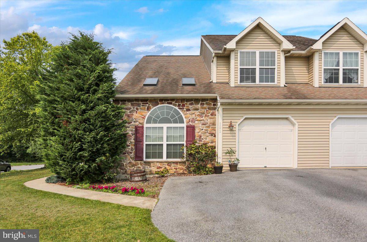 101 North Kemp Road, Kutztown, PA 19530 Compass