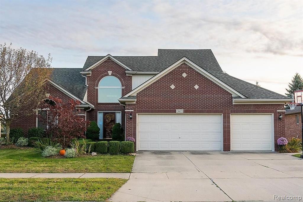 21622 Sabrina Drive, MI 48044 Compass