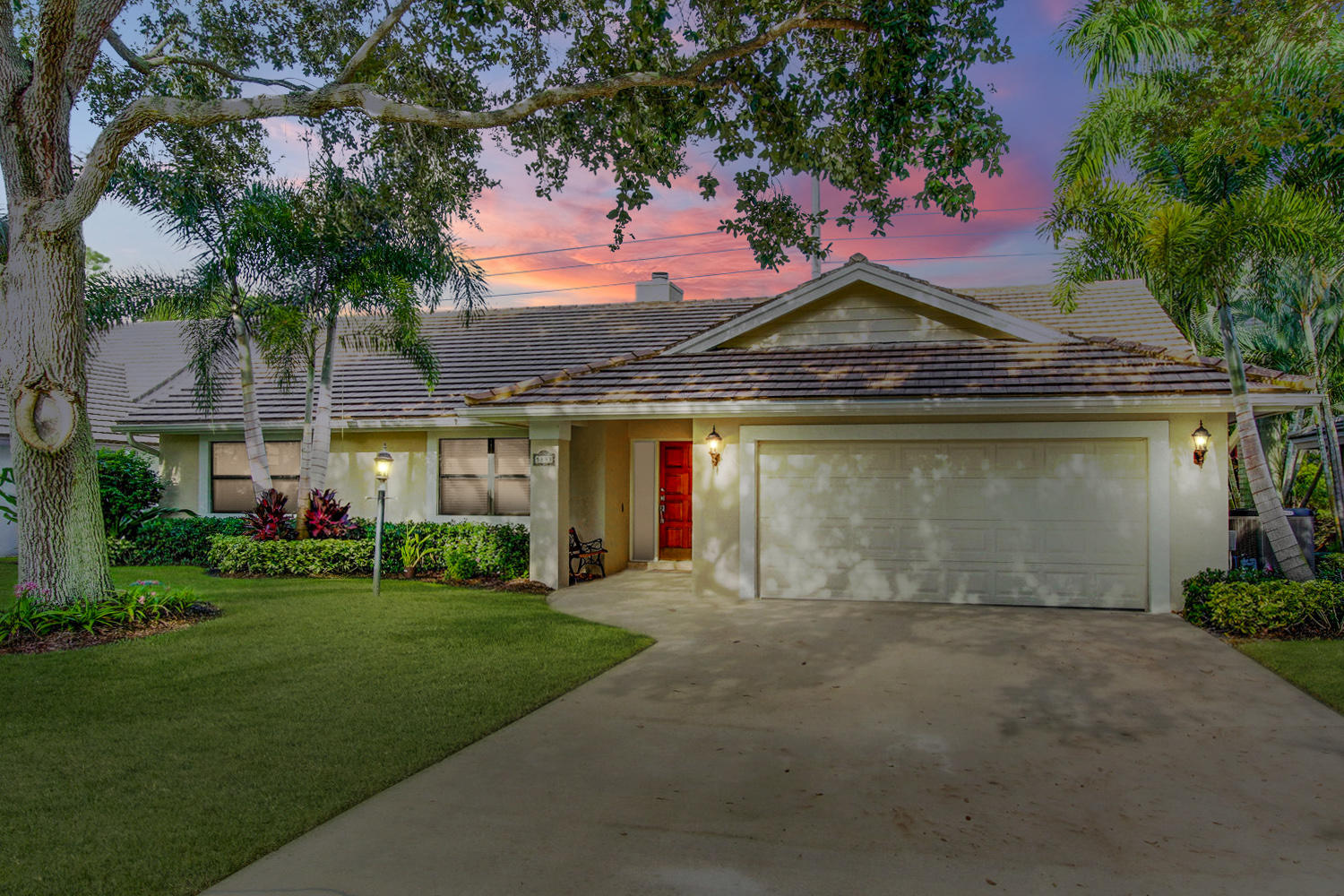 5893 Stonewood Court, Jupiter, FL 33458 Compass
