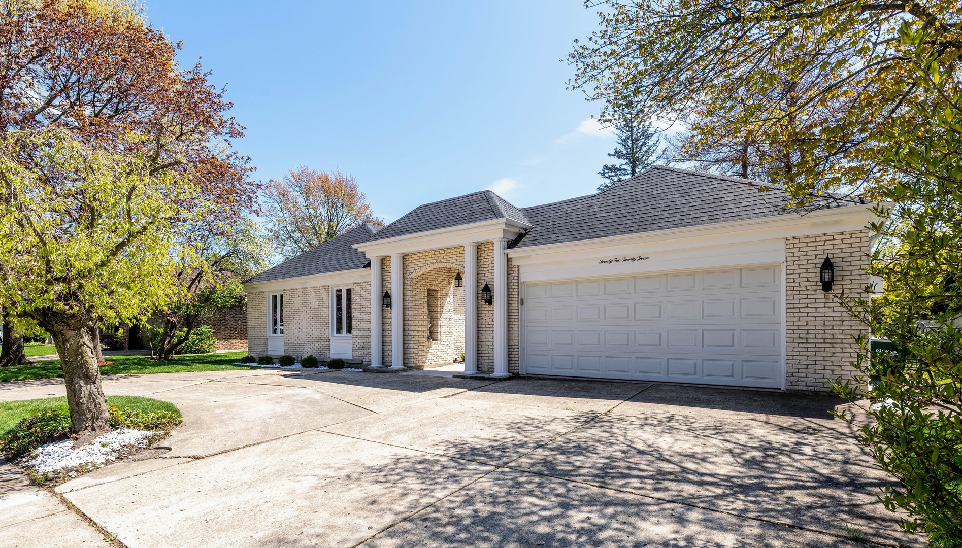 2223 Iroquois Road, Wilmette, IL 60091 Compass