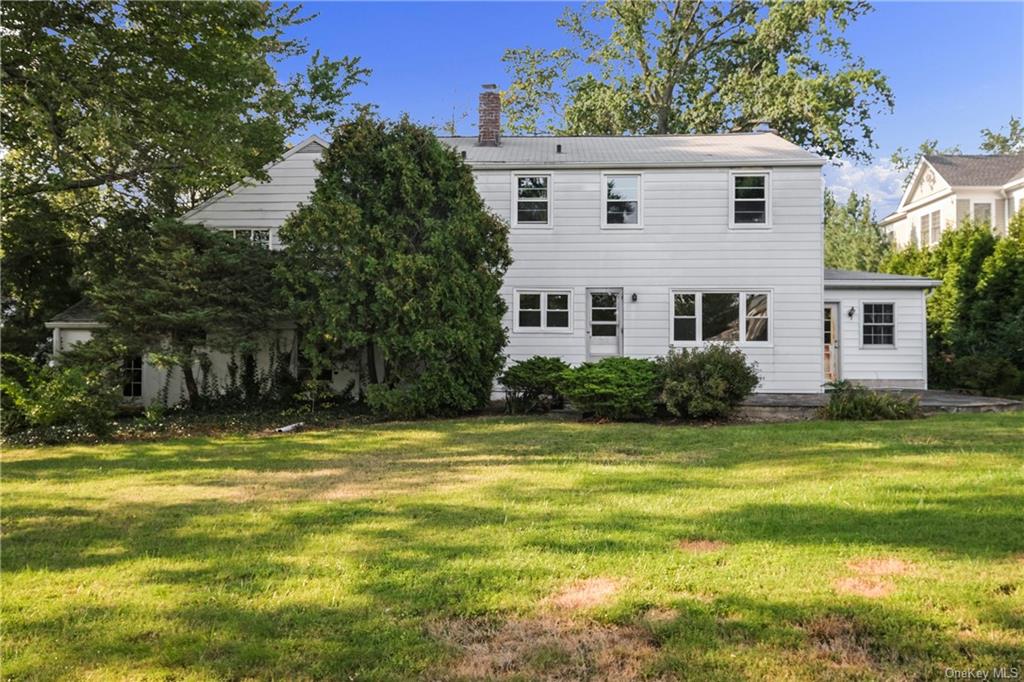 17 Crossway, Scarsdale, NY 10583 Compass