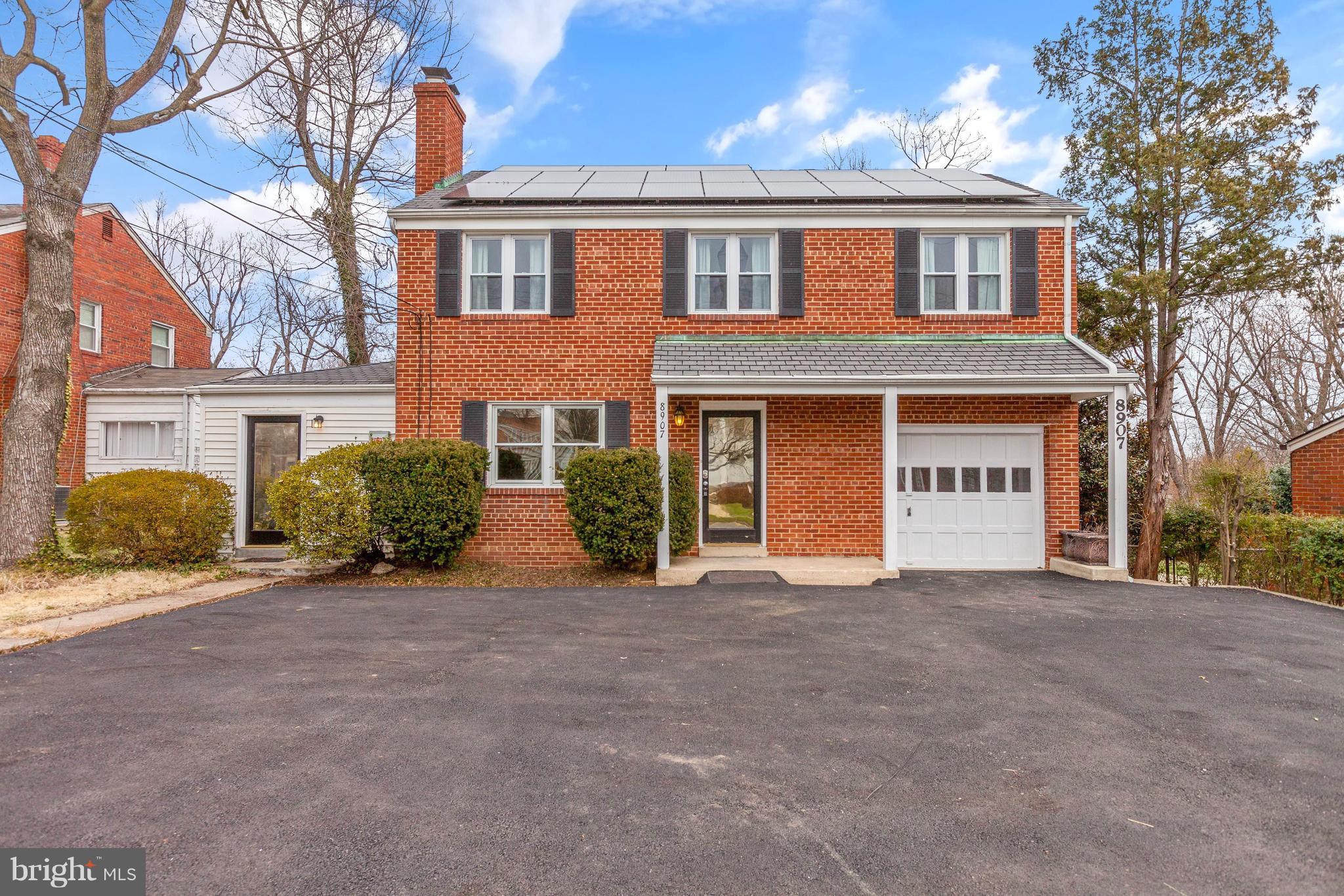 8907 Avenue, Silver Spring, MD 20910 Compass