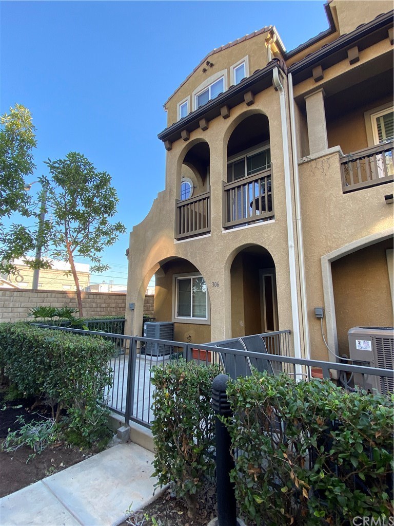 22919 Mariposa Avenue, Unit 306, Torrance, CA 90502 Compass