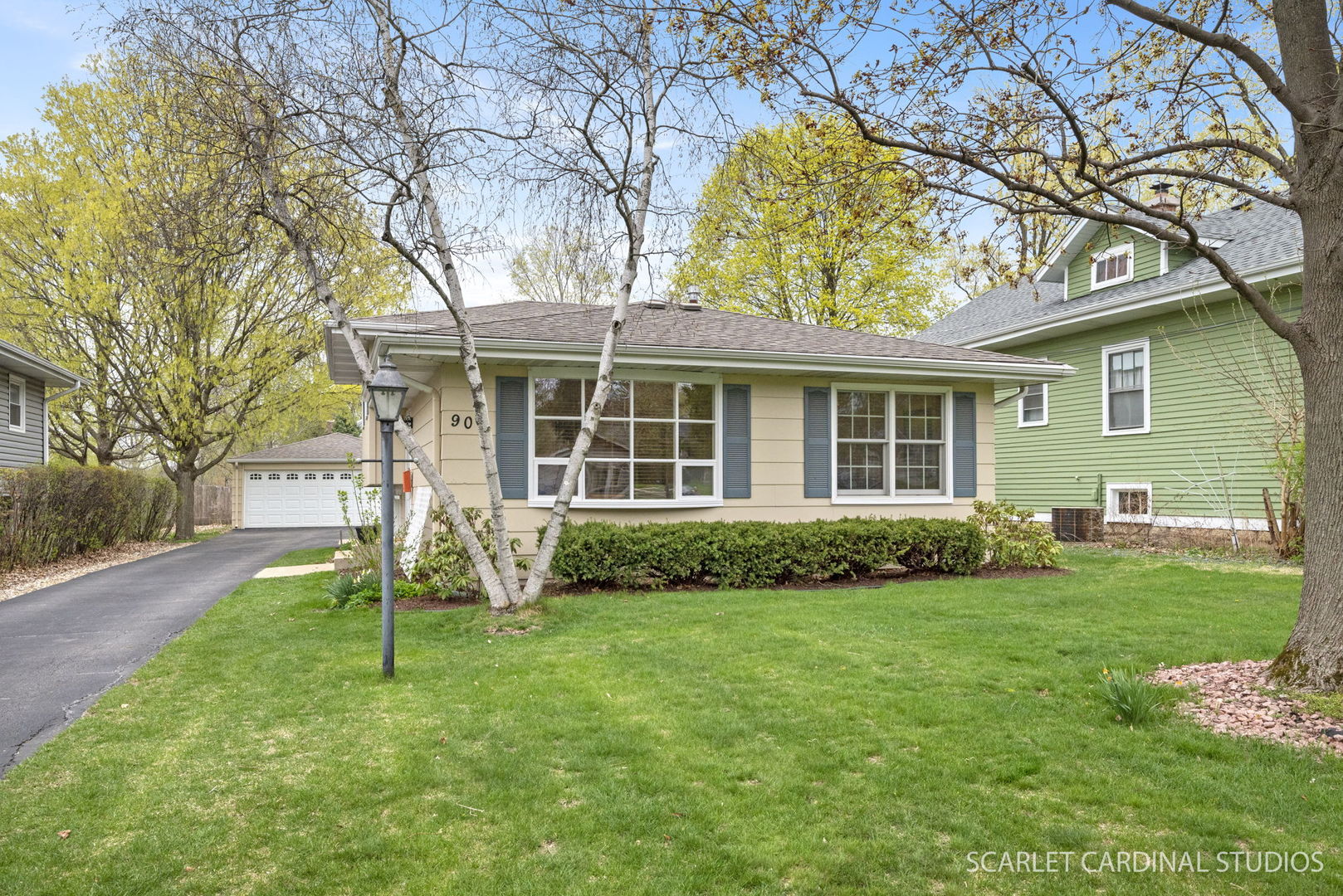 907 West Lincoln Avenue, Wheaton, IL 60187 Compass