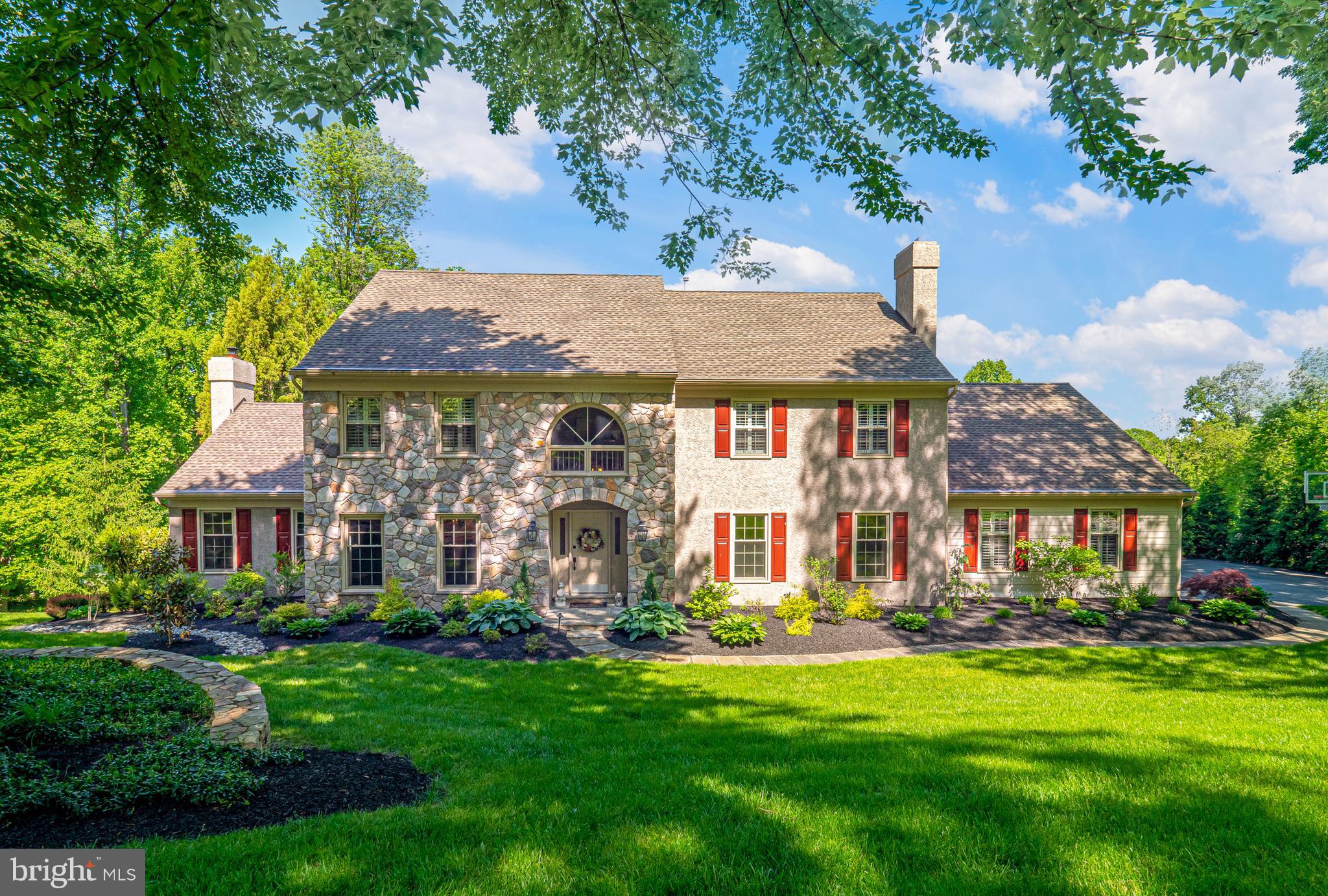 9 Bonnie Lane, Media, PA 19063 Compass