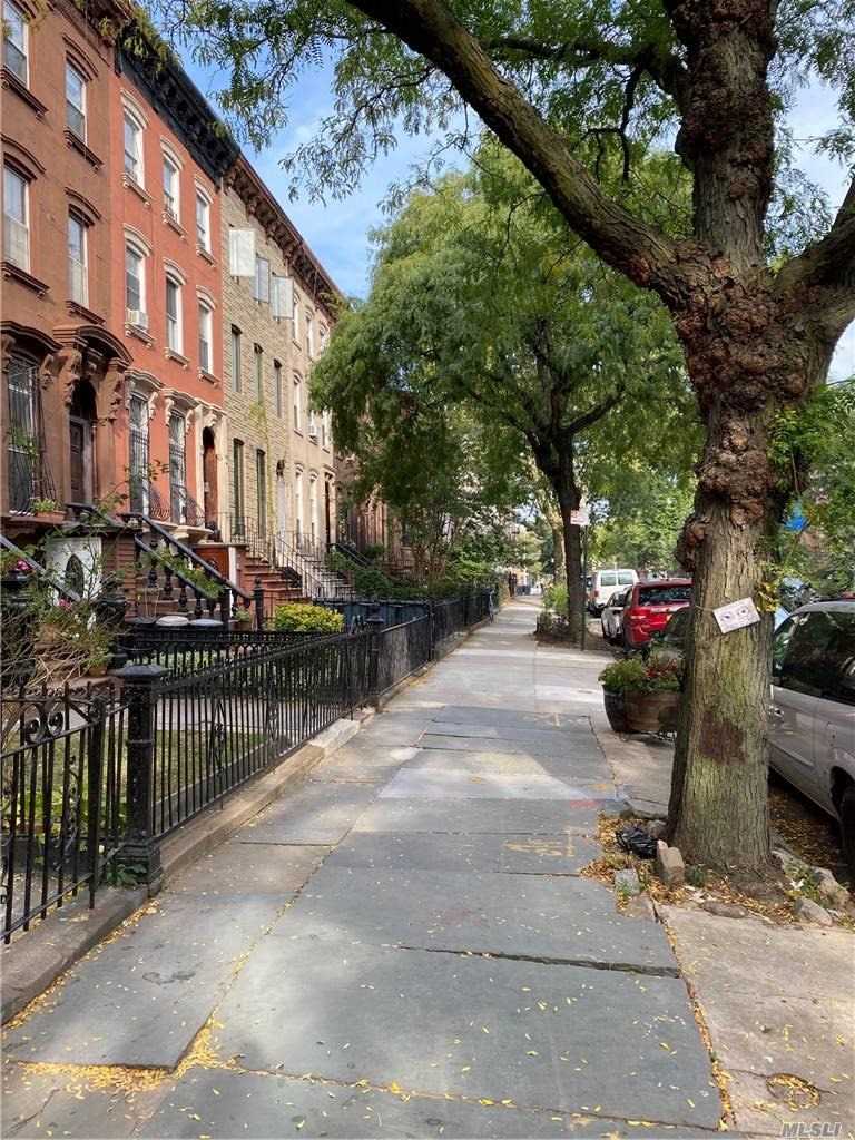 373 Macon Street, Unit 2, Brooklyn, NY 11233 Compass