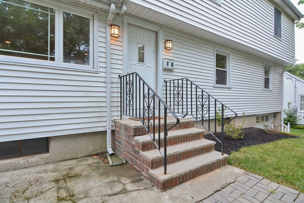 16 Judge Road, Lynn, MA 01904 Compass