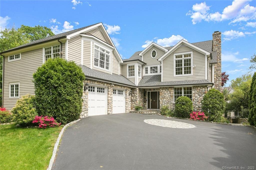 17 Edgewood Drive, Greenwich, CT 06831 Compass