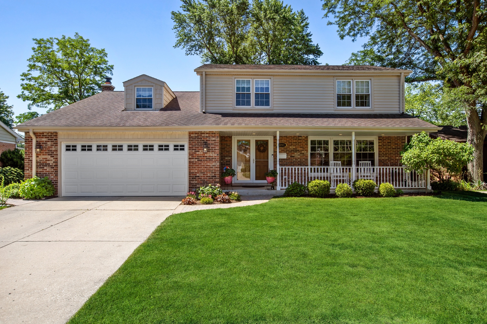 1211 West Cedar Lane, Arlington Heights, IL 60005 Compass