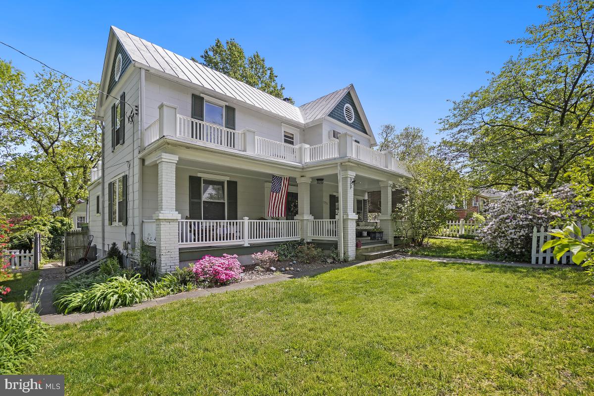 911 Davis Avenue, Takoma Park, MD 20912 Compass