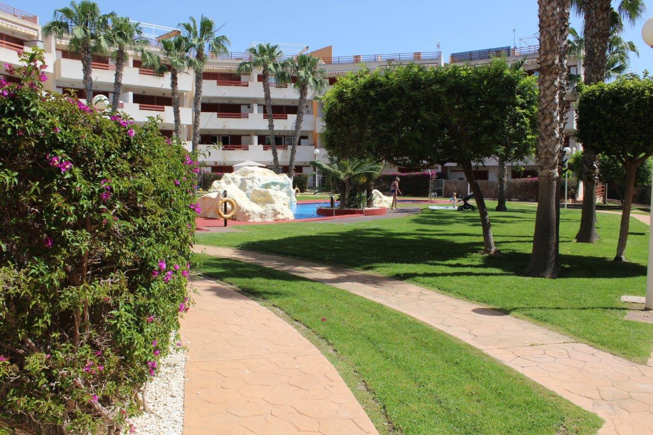 3 Bedroom Holiday Apartment to Rent in El Rincon, Playa Flamenca