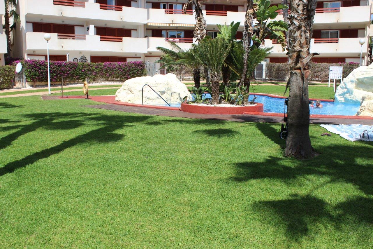 3 Bedroom Holiday Apartment to Rent in El Rincon, Playa Flamenca
