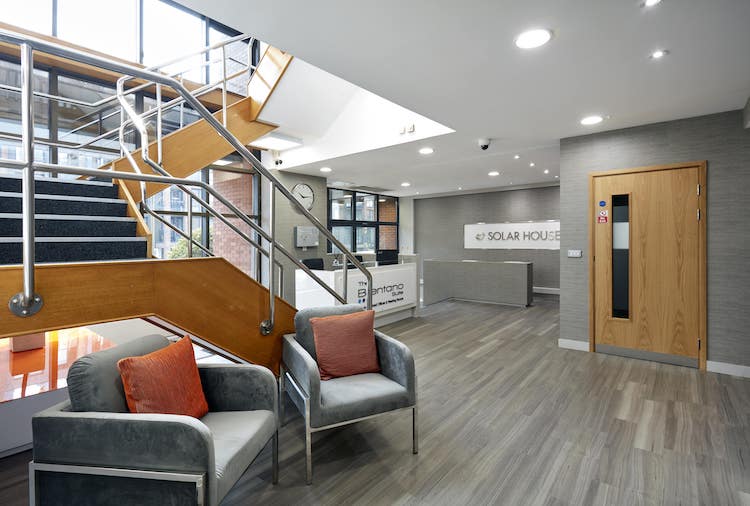 Serviced Offices in High Road, North Finchley, N12 8QJ COS