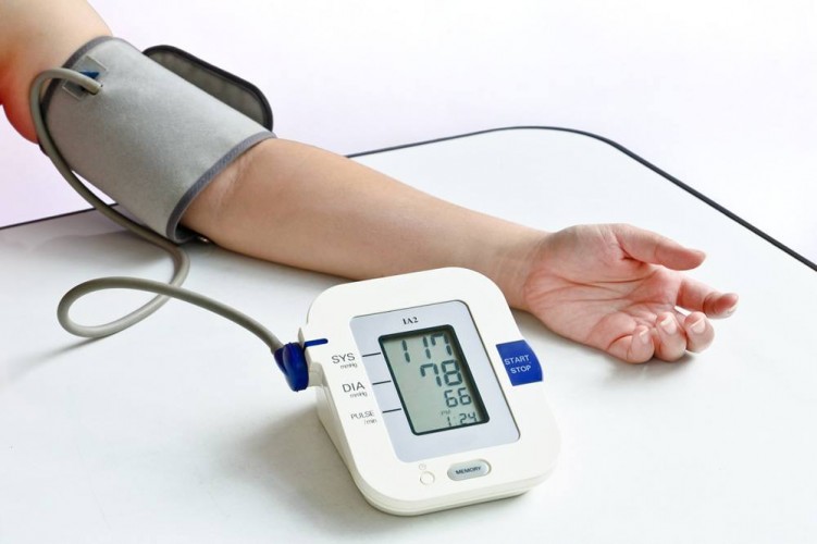Top 10 Best Blood Pressure Monitor In India Compsmag 2019