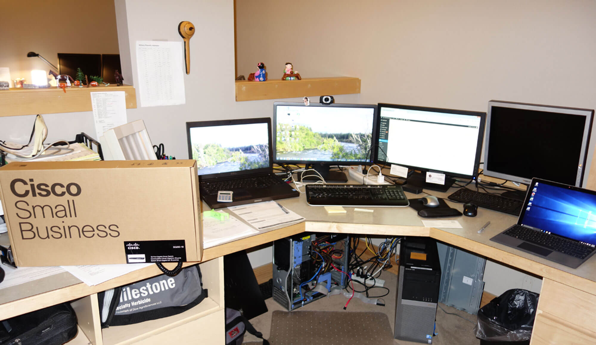Cisco Small Business computer work station Computer Foundations