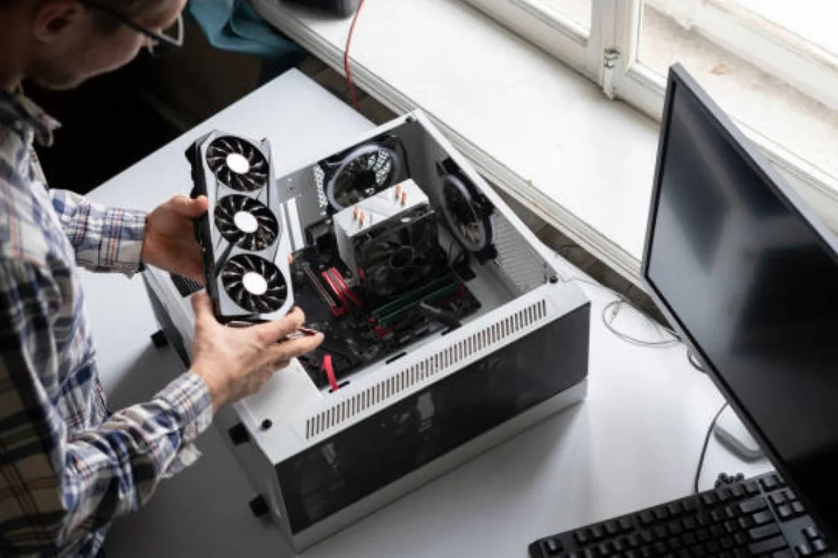 PC Builder Tools Benefits of Building a Custom PC [2024]