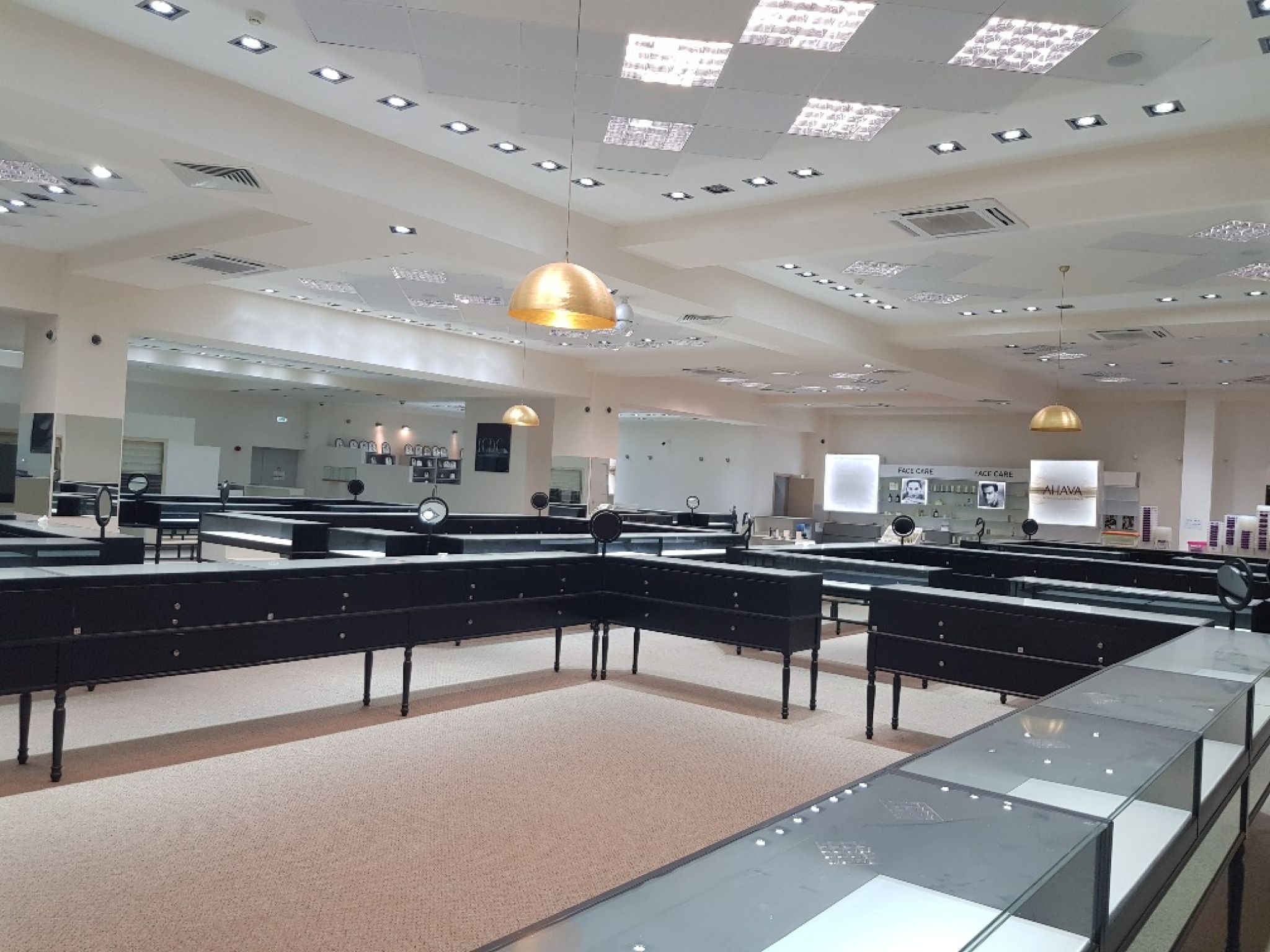 Unique opportunity very large and Modern open plan office space for