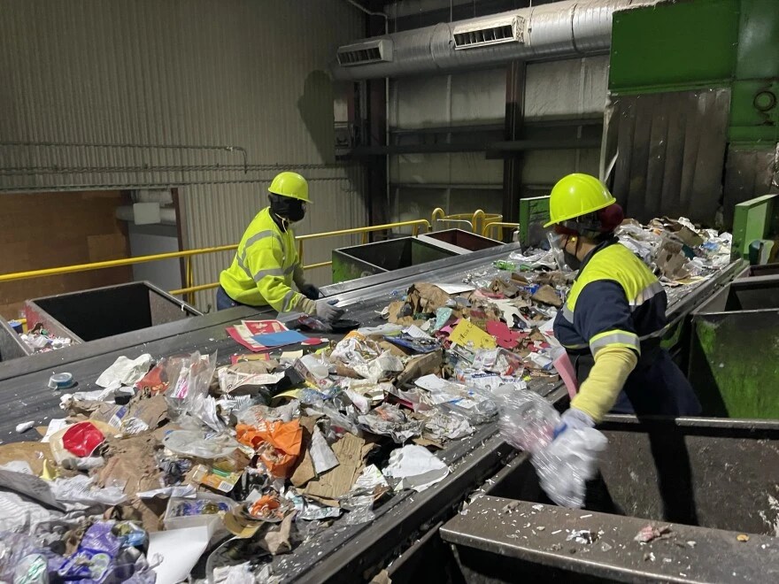 Despite very high recycling rates, King County officials urge residents