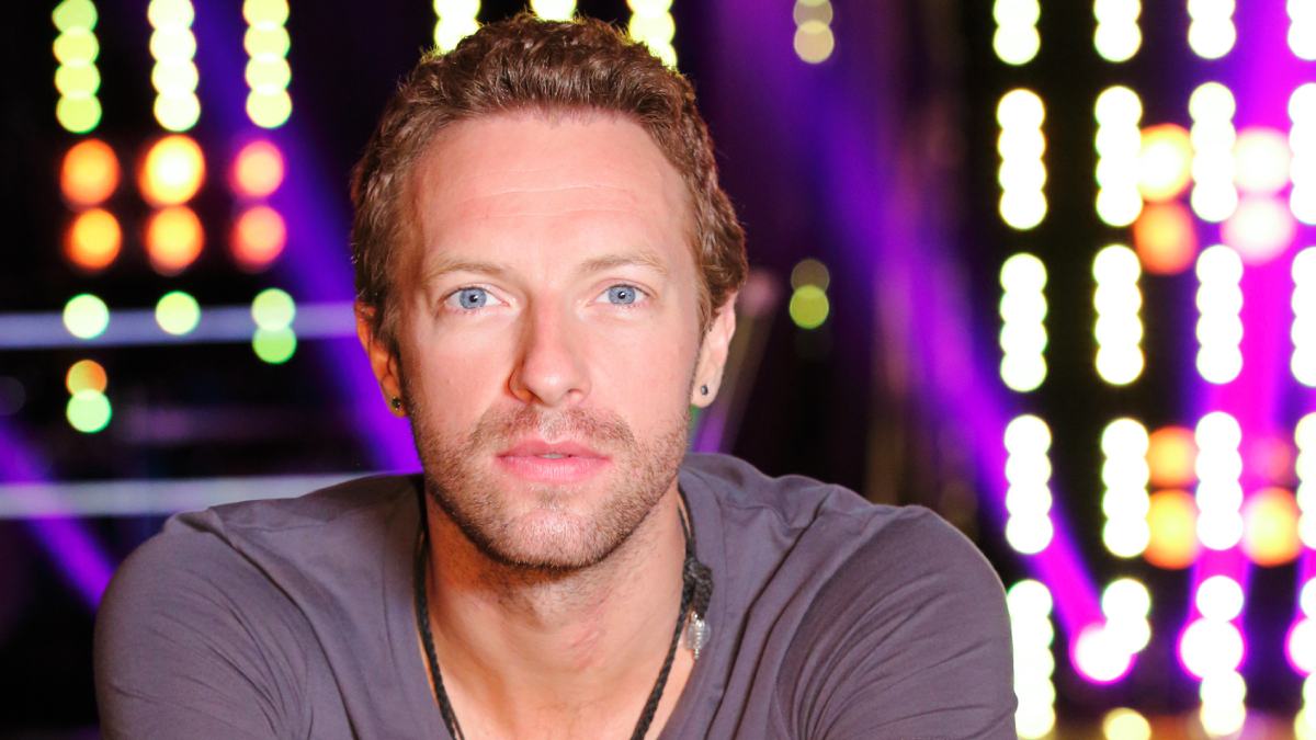 Chris Martin, líder de Coldplay, cumple 46 años — Radio Concierto Chile