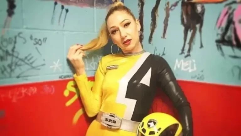 La actriz de "Power Rangers" que triunfa en OnlyFans — Radio Concierto
