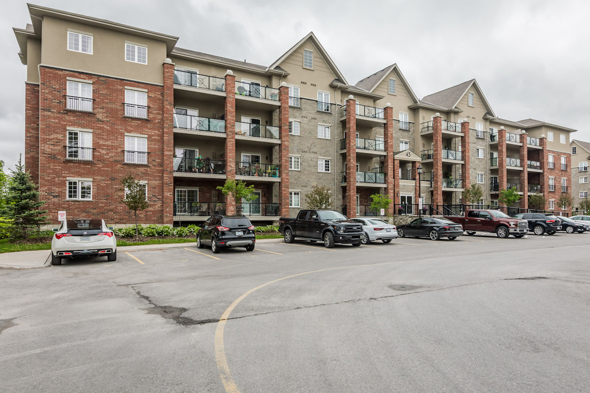 Manhattan Condos Barrie