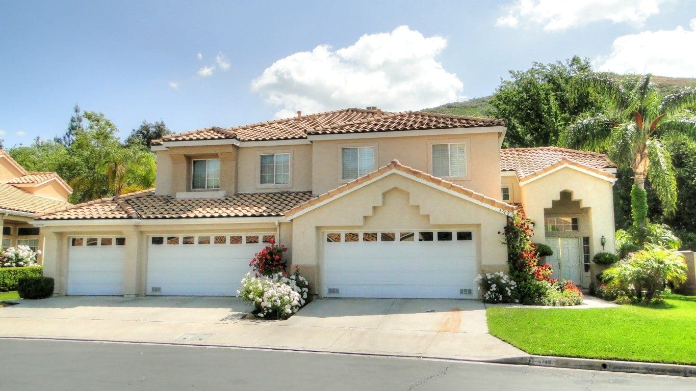 Canyon Cove Duplex Homes Oak Park, CA (800k1 mil)