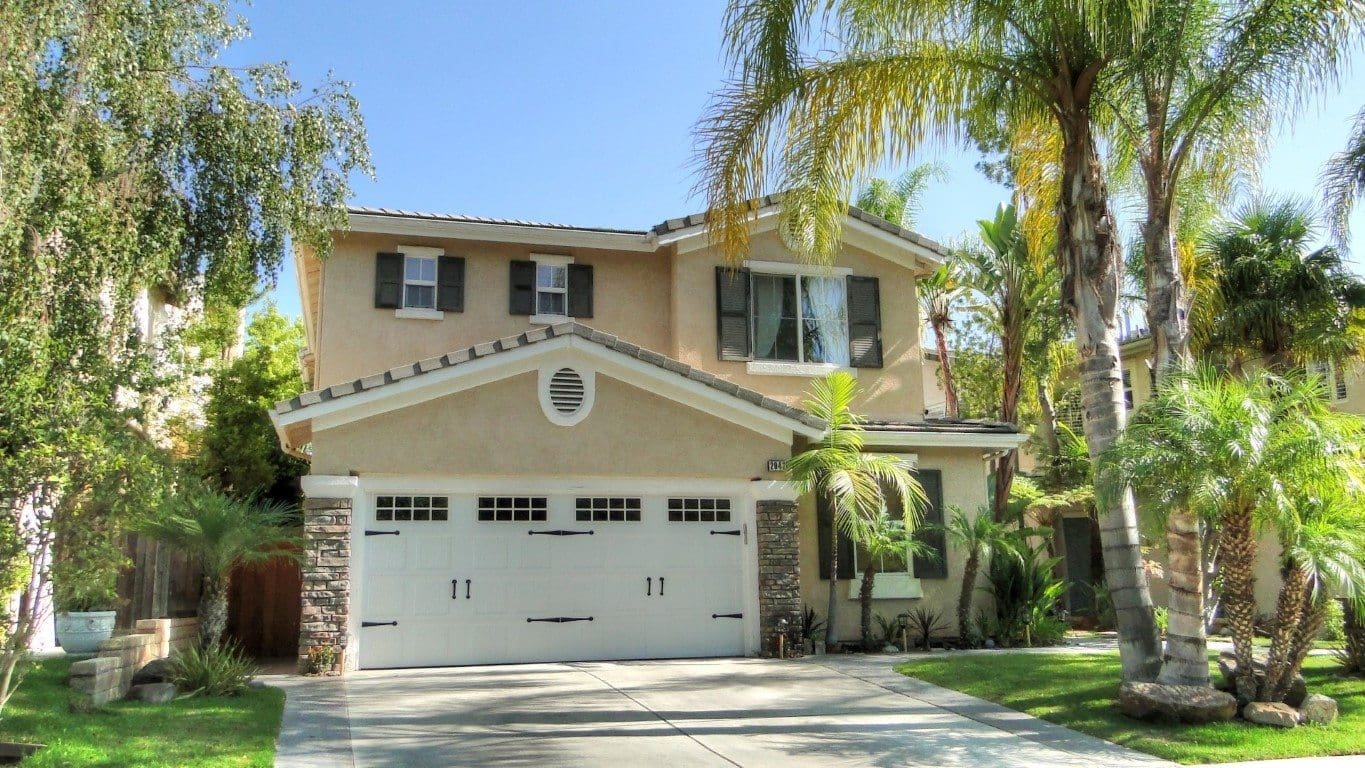 Gated Eagle Ridge & Bellagio Homes Thousand Oaks (1 mil1.5 mil+)