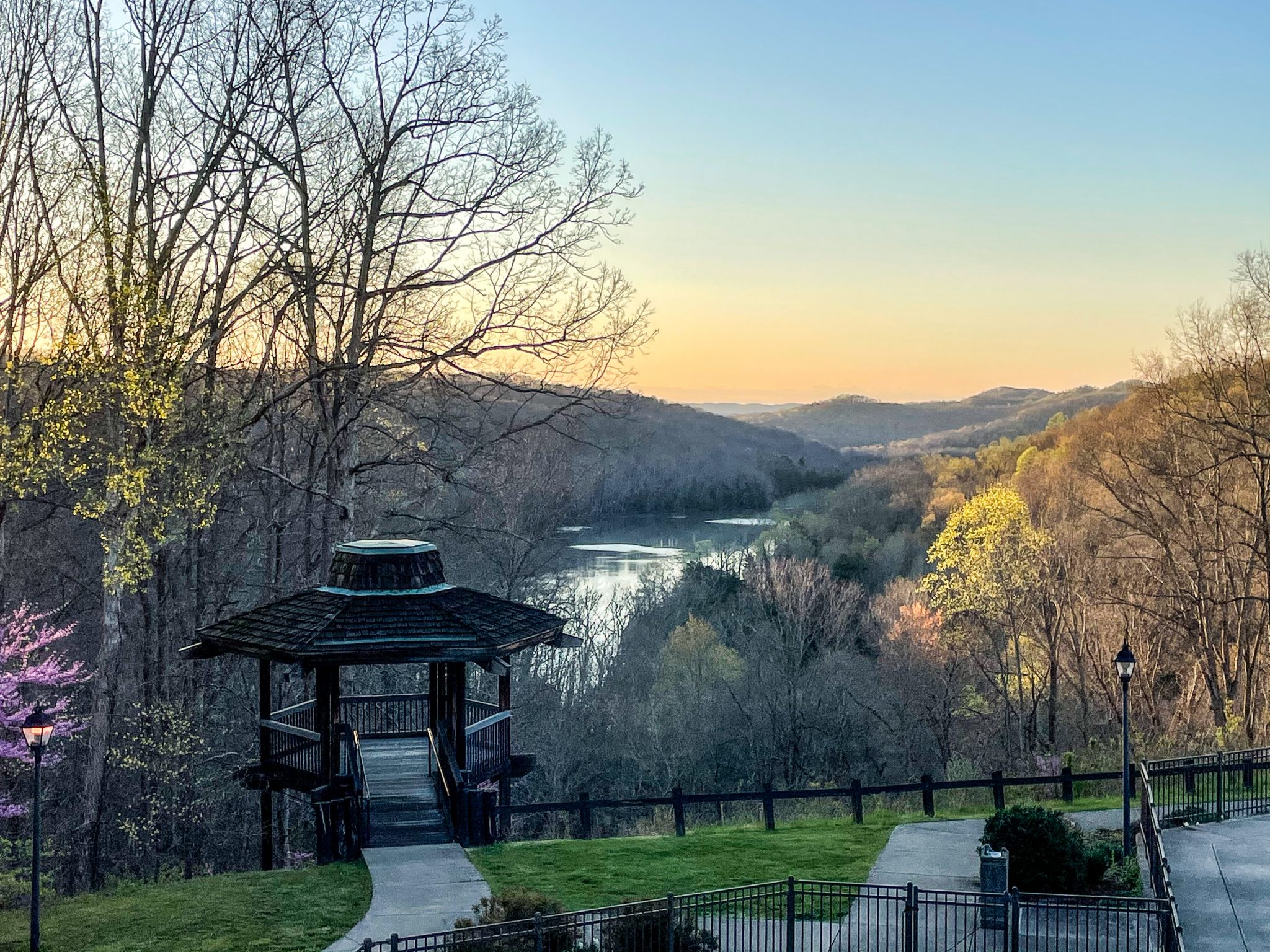 Shawnee Lodge One Of The Best Last Minute Getaways In Ohio