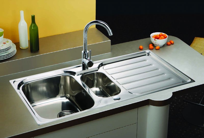 Evier de cuisine en inox Evier de cuisine en inox